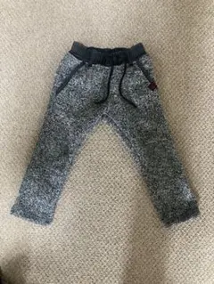 キッズ　グレー　裏起毛パンツ