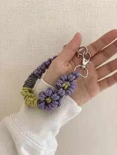 【紫色】スマホ用ハンドストラップ｜軽量・スマホ落下防止