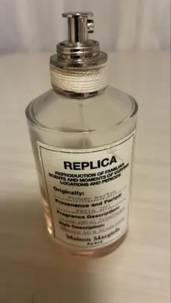Maison Margiela REPLICA Flower Marketのサムネイル