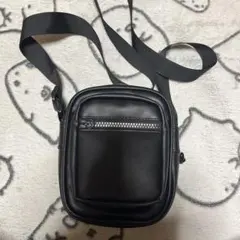 ショルダーバッグ