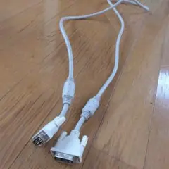 D-Sub 15ピン（VGA）ケーブル　1.75m
