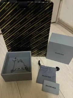 balenciaga ネックレスのサムネイル