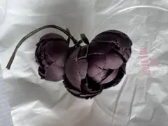 ピンクハウス コサージュ 藁付きすみれ - メルカリ
