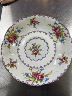 Royal Albert Petit Point ソーサーのみのサムネイル