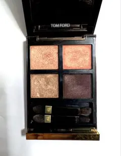 週末限定値下げ中 TOM FORD アイカラー クォード タイガーアイ C 36