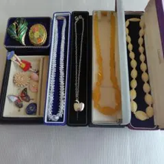 10【遺品整理・生前整理】GSILVER 刻印有　ネックレス　ブローチ