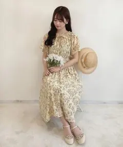 fint 花柄 オフショルワンピース 黄色のサムネイル