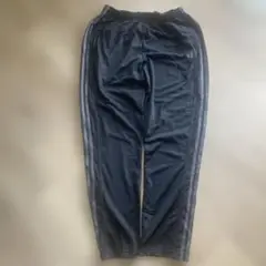 adidas 黒 ジャージパンツ ストライプ