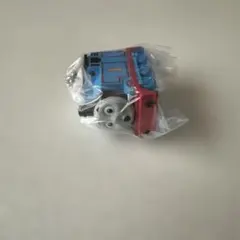 きかんしゃトーマス　つまんでつなげてますこっと