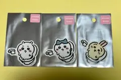 ちいかわ　トイレットなスマホに貼れるサイズのステッカー　3枚セット