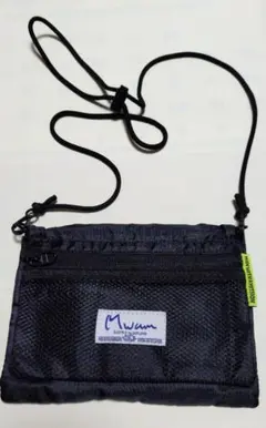 Item thumbnail for item 624e8965-40ce-4d1b-87b7-b9f959970fcd