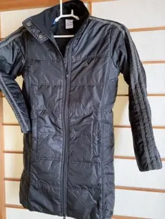 アディダスベンチコート【S】(レディースまたはキッズ140〜150のサイズ感)