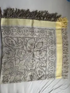ペイズリー柄ストール グレーとイエロー