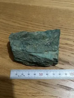 出雲石 701g 碧玉 赤瑪瑙 原石 鑑賞石 自然石 誕生石 鉱物 鉱石 水石