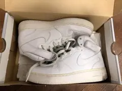 NIKE AIR FORCE 1 MID ホワイト スニーカー