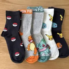 H&M ポケモン靴下