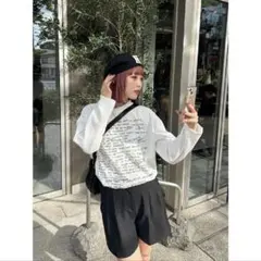 ホワイト 長袖 Tシャツ プリントデザイン