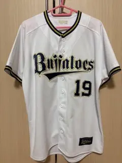 オリックス ユニフォーム Sサイズ 山岡選手 19番 - メルカリ
