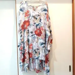 アミナ　花柄 Aライン 長袖ワンピース　新品・未使用のサムネイル