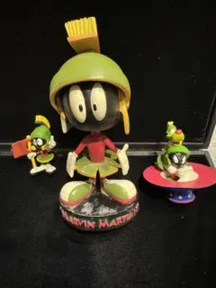 1997 マービン・ザ・マーシャン フィギュア Amazon.co.jp: スペースプレイヤーズ マービン・ザ・マーシャン