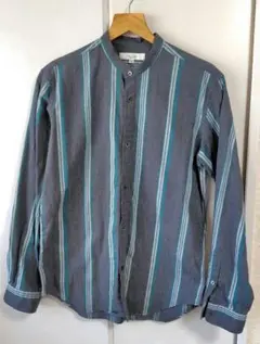 ストライプシャツ