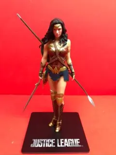★ JUSTICE LEAGUE ワンダーウーマン 1/10スケールフィギュア