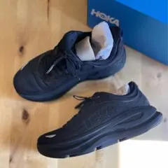 hoka スニーカー