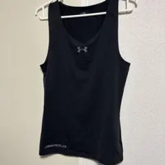 Under Armour ブラック タンクトップ