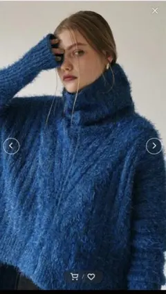 美品　ラベルエチュード　フェザーヤーンボリュームタートルニット　ブルー