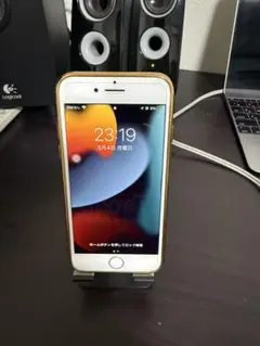 Apple iPhone 7 シルバー 32GB SIMロック なし