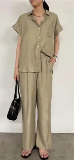 新品タグ付き✨Loungedress ファブリルリラックスパンツ　M