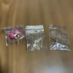 ピンクボール型ピアスとパールピアスの3点セット