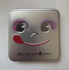 shu uemura ペコちゃん アイシャドウパレットのサムネイル