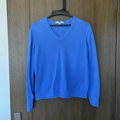 Vネックニット　セーター　UNIQLO