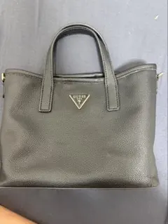 GUESS ブラック トートバッグのサムネイル