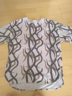 JS.RELUME トライバル柄 Tシャツ Sサイズのサムネイル
