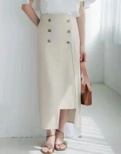 ベージュ ボタン付きラップタイトスカート　　coca購入
