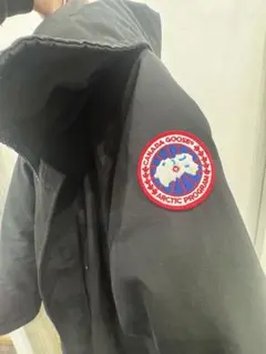 ３／1まで限定！Canada Goose ブラック ダウンジャケット