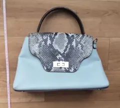 美品【INDIVI】レザー調　ハンドバッグ　ヘビ柄　バイカラー　ブラウン×ブルー