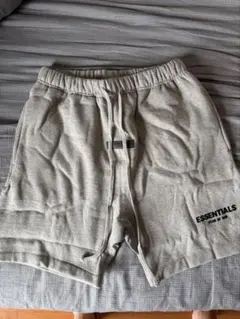 ESSENTIALS ハーフパンツ
