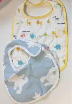 新品未使用　ミキハウス　コンビミニ　スタイ　2枚セット