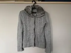 INGNIグレー ケーブル編み ニットカーディガン