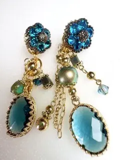 花青緑ストーン ピアス