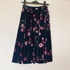 リランドチュール スカート