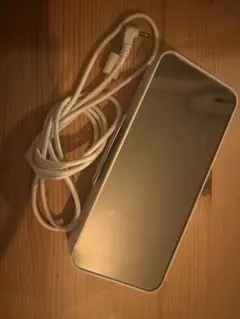IKEAミラー表面の長方形置時計