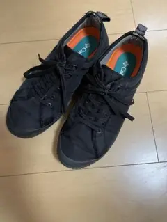 Columbia ホーソンレイン ローカットヴィンテージスニーカー 黒 左*