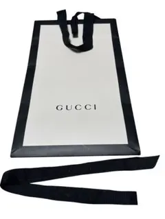 GUCCI ショップ袋 ショッパー 黒白 ロゴ入りリボン付き サイズ表記有り