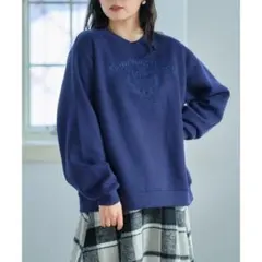 ネイビーオーバーサイズトレーナー