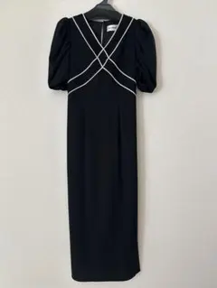 お値下げ中！早い者勝ち！美品【LILY BROWN】クロスデザインワンピース