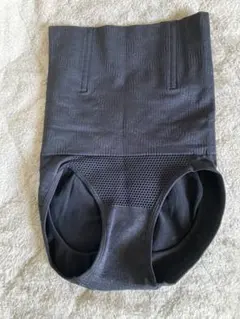 ✳️新品未使用✳️贅肉キャッチャー　ハイウエスト補正ショーツ ブラック M-Lのサムネイル